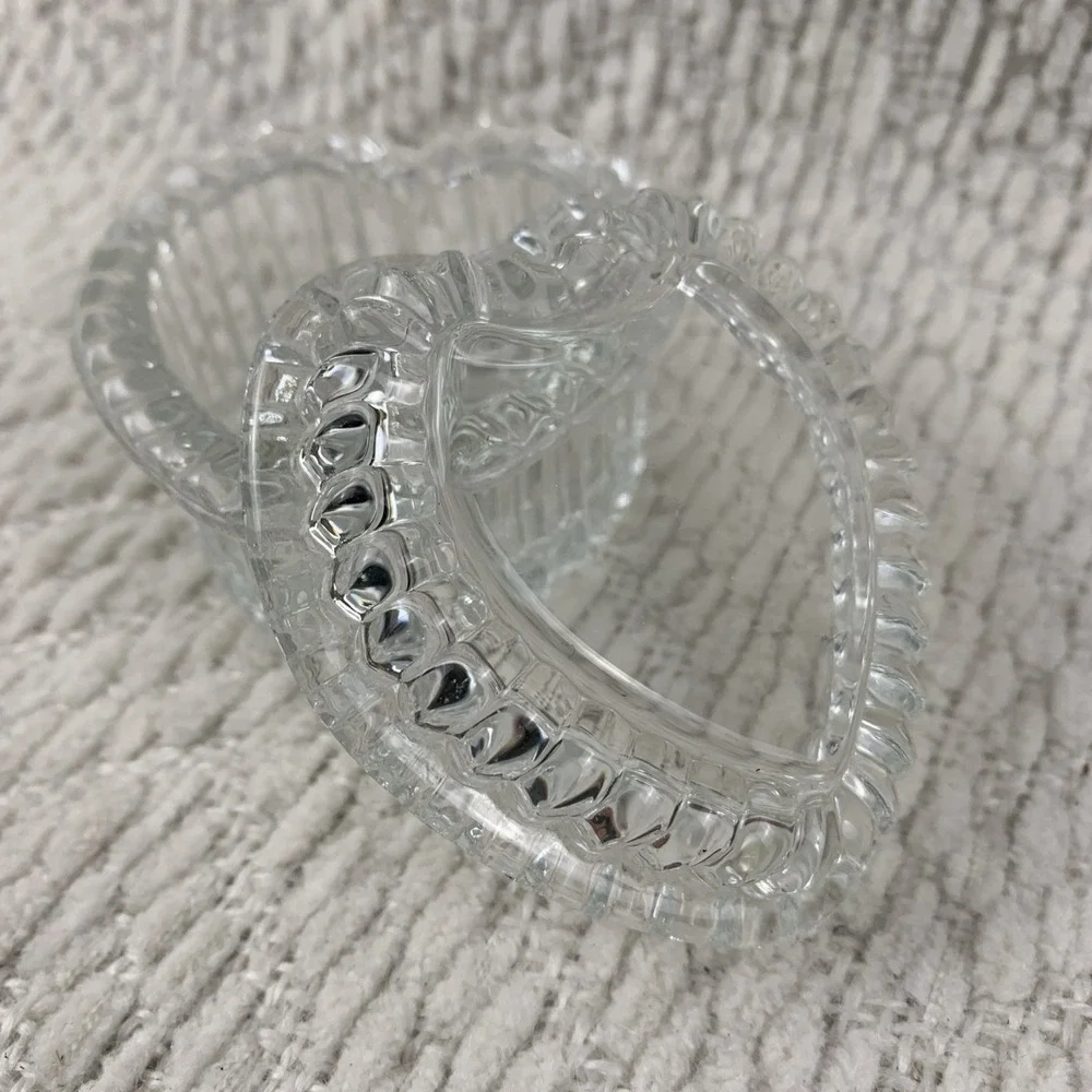 Vintage-Homco Valentine Crystal Heart Shaped Trinket-Jewelry-Ring Box Beautiful!